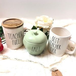 HTF Teacher Set: apple candle, two mugs & coaster